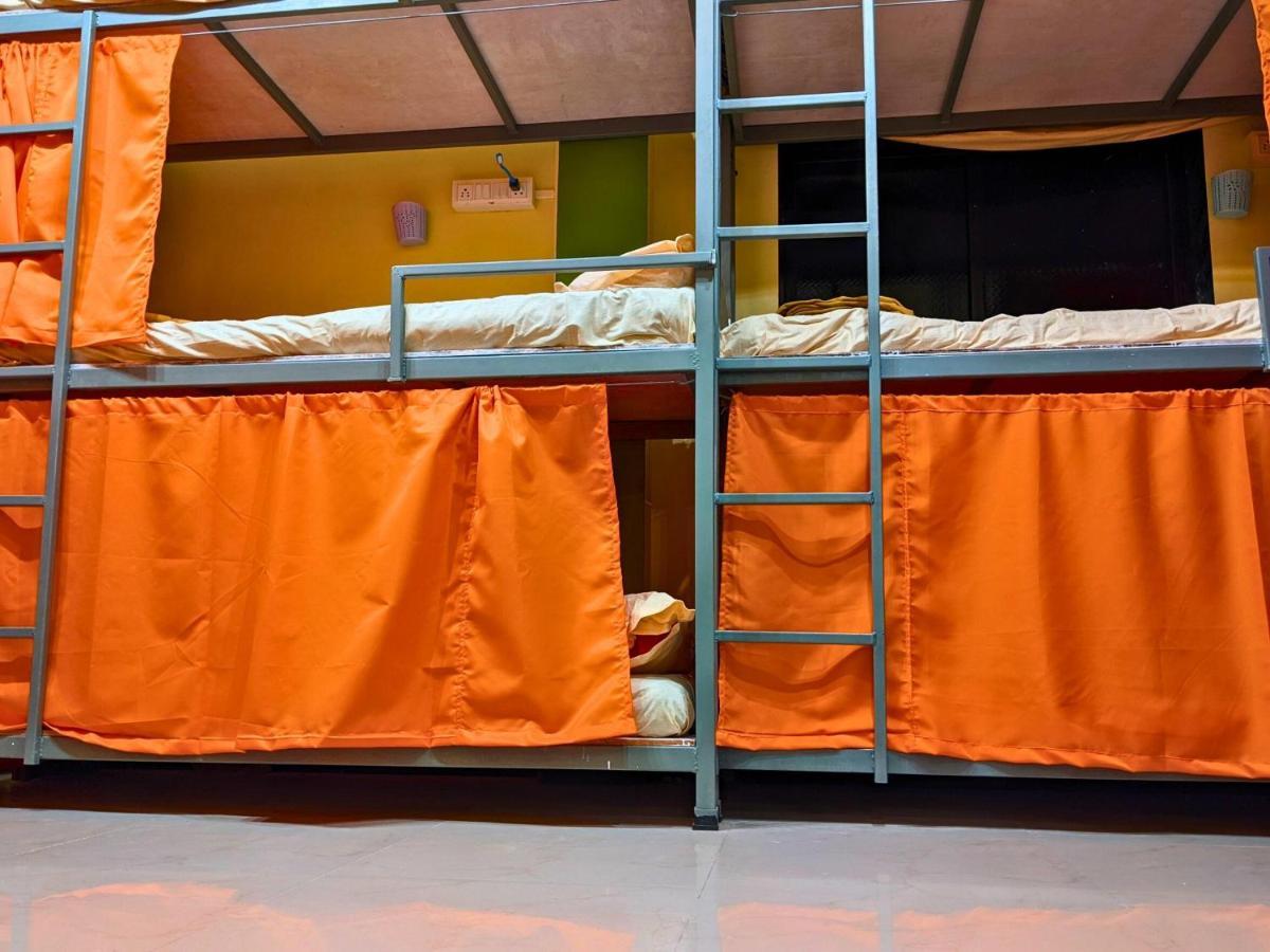 Awaara Backpackers Hostel, Alībāg Exterior photo
